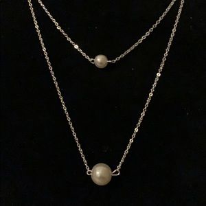 Dual pearl layered necklace NWOT VACATION HOLD